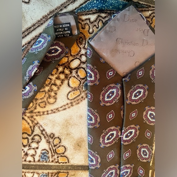 Christian Dior paisley multicolor tie silk
Good condition as shown! - Picture 2 of 5